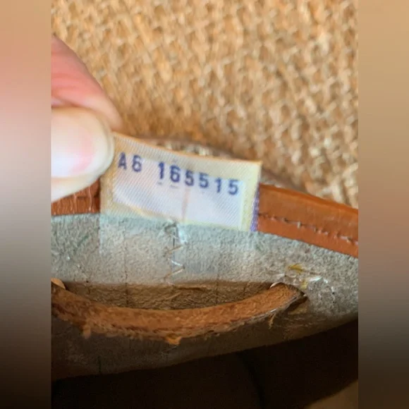 Vintage Dooney & Bourke Bucket Bag - Picture 13 of 16